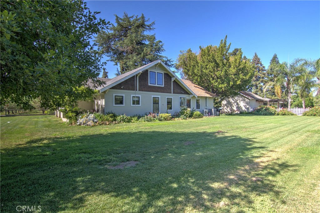 8176 County Road 44 Property Photo 4