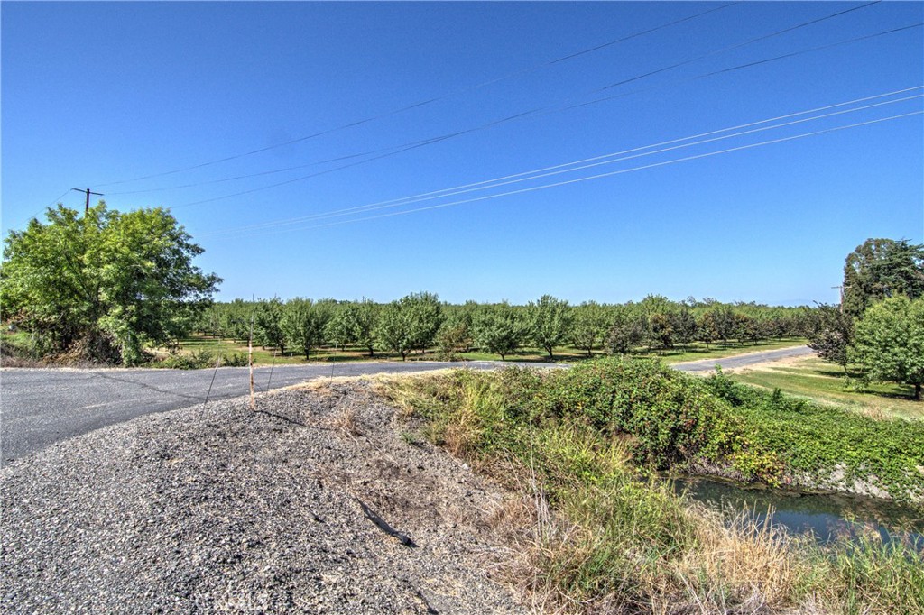 8176 County Road 44 Property Photo 48