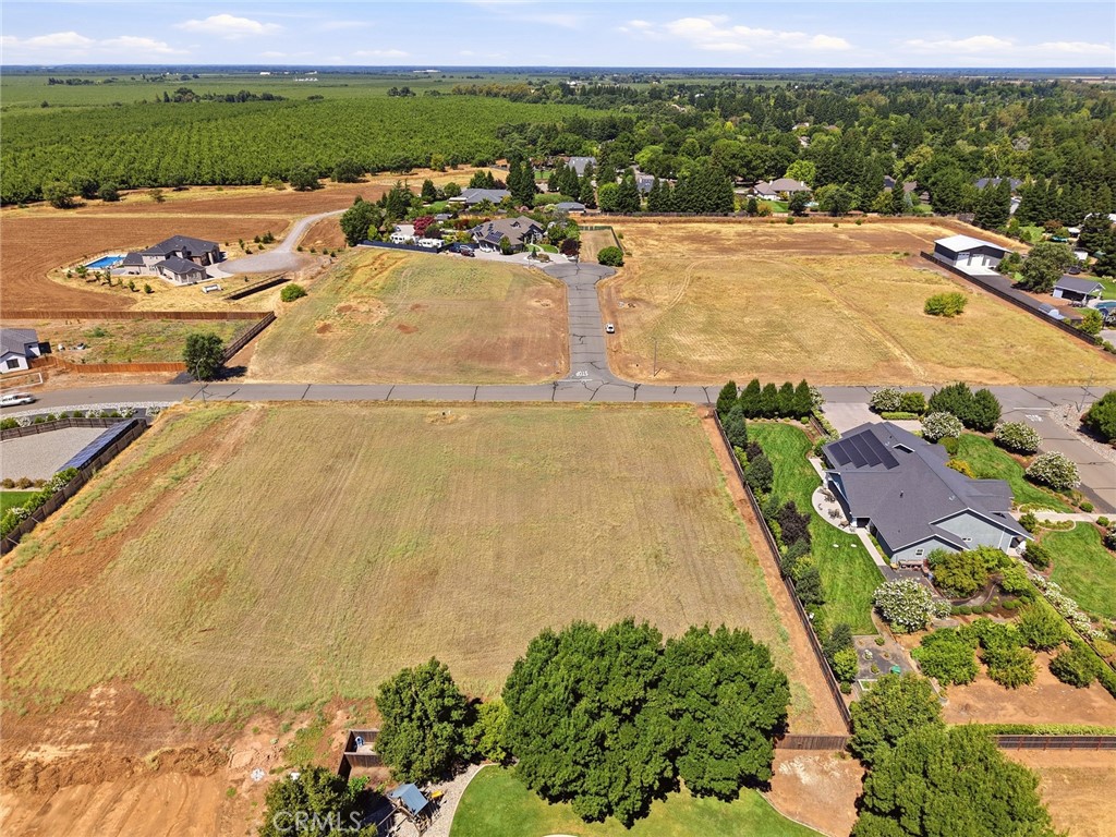 13960 Persimmon Lane Property Photo 11
