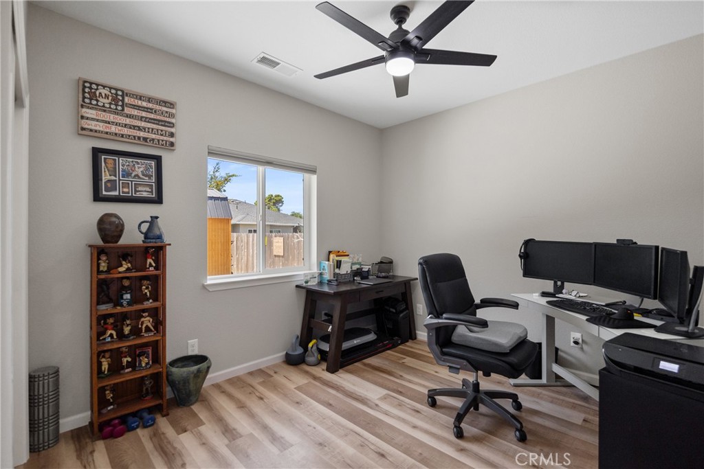 689 Apricot Circle Property Photo 13