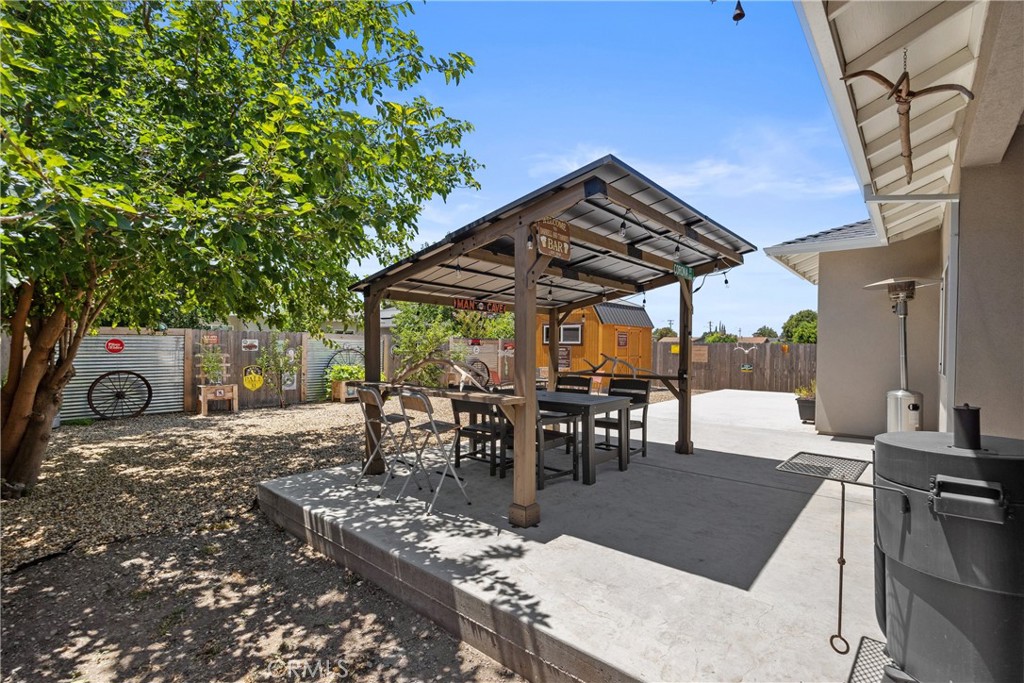 689 Apricot Circle Property Photo 18
