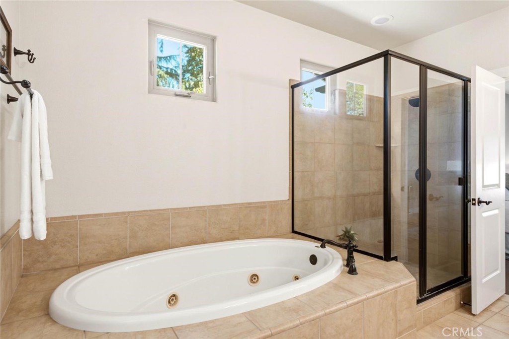 1192 Filbert Ave Property Photo 33