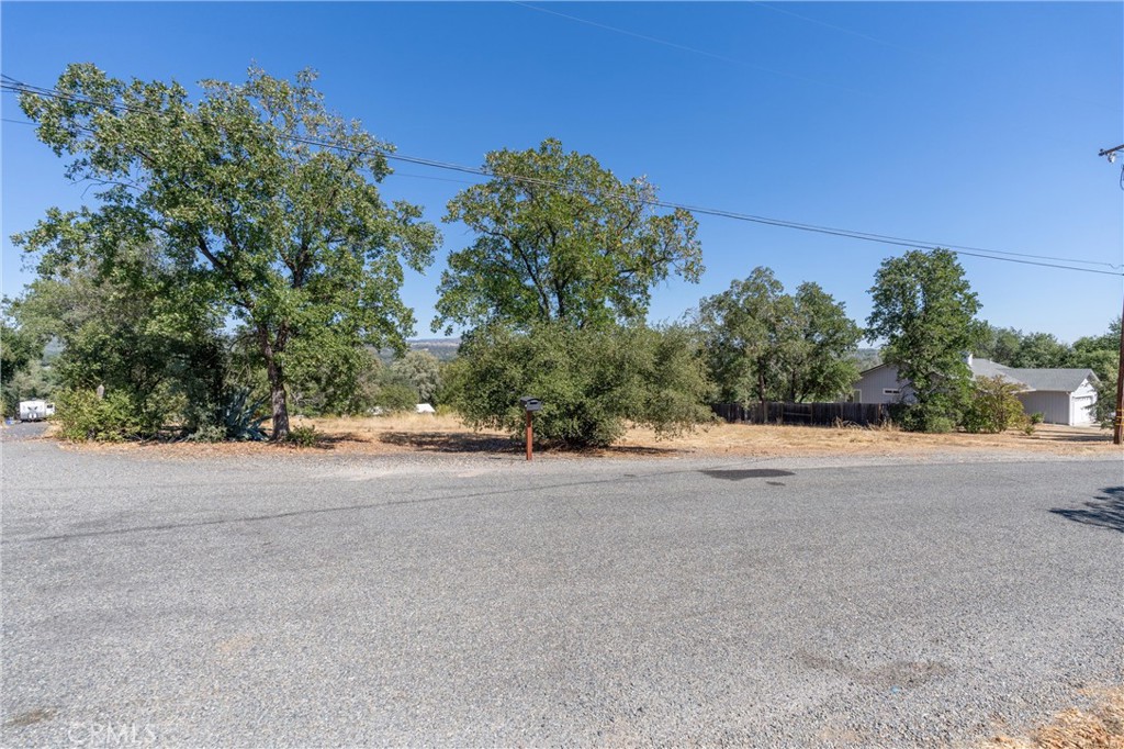 123 Edgemont Drive Property Photo 21