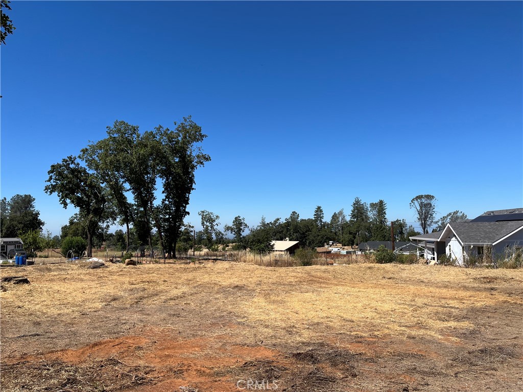 180 Harris Lane Property Photo 2