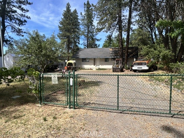 21729 2nd Property Photo 1