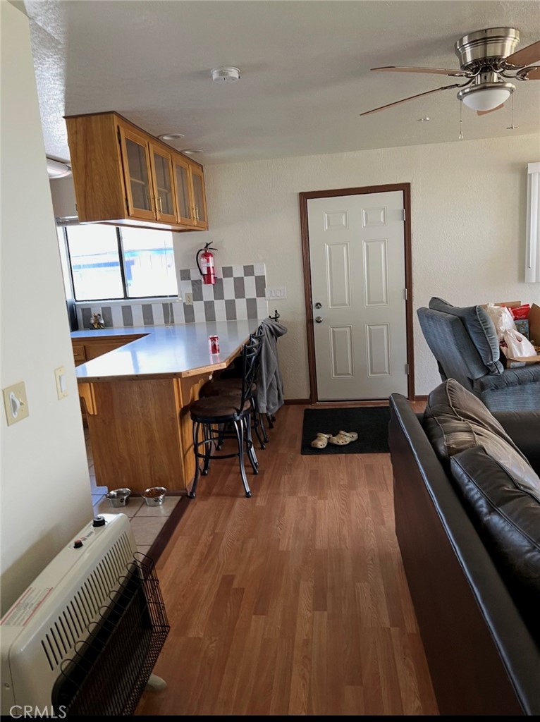 21729 2nd Property Photo 6