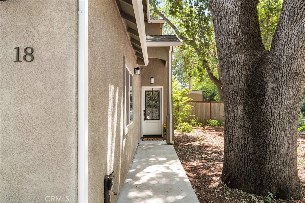 18 Overseer Court Property Photo 6