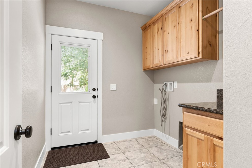 18 Overseer Court Property Photo 32