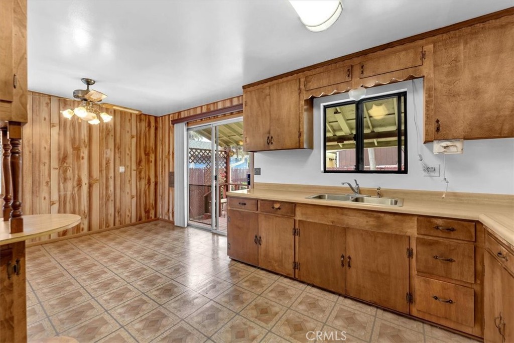 803 Colusa Property Photo 10
