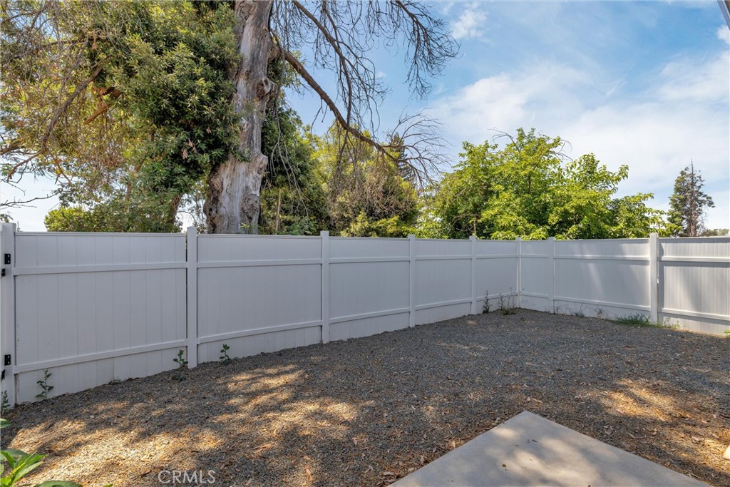 5522 Clark Property Photo 14