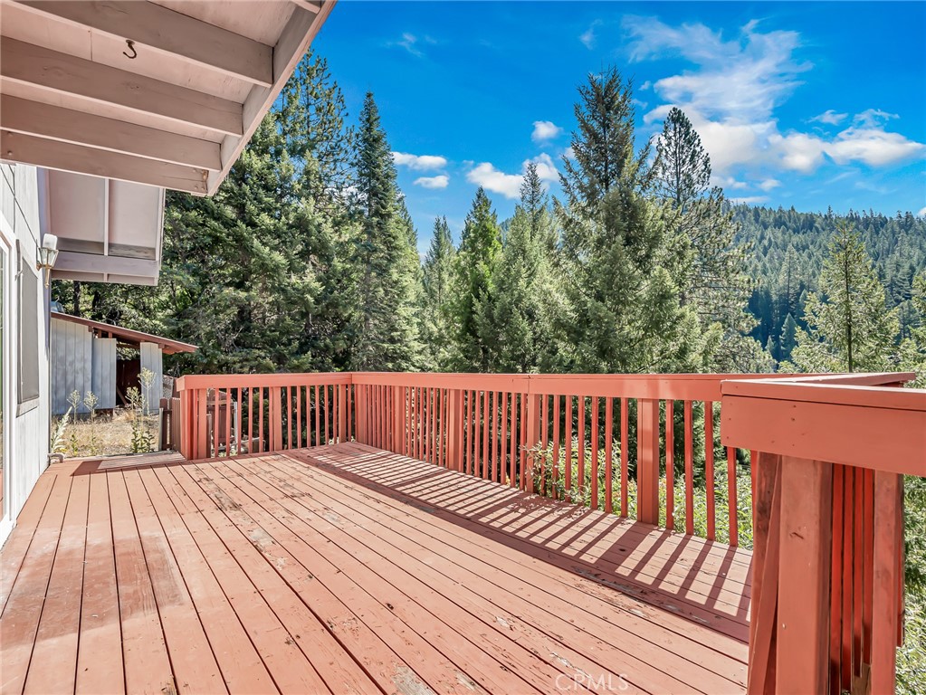 271 Millview Drive Property Photo 7
