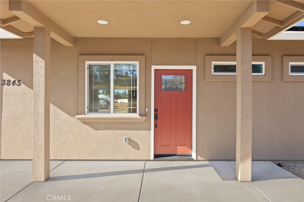 3845 Honey Run Road Property Photo 2