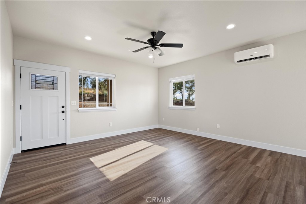 3845 Honey Run Road Property Photo 3