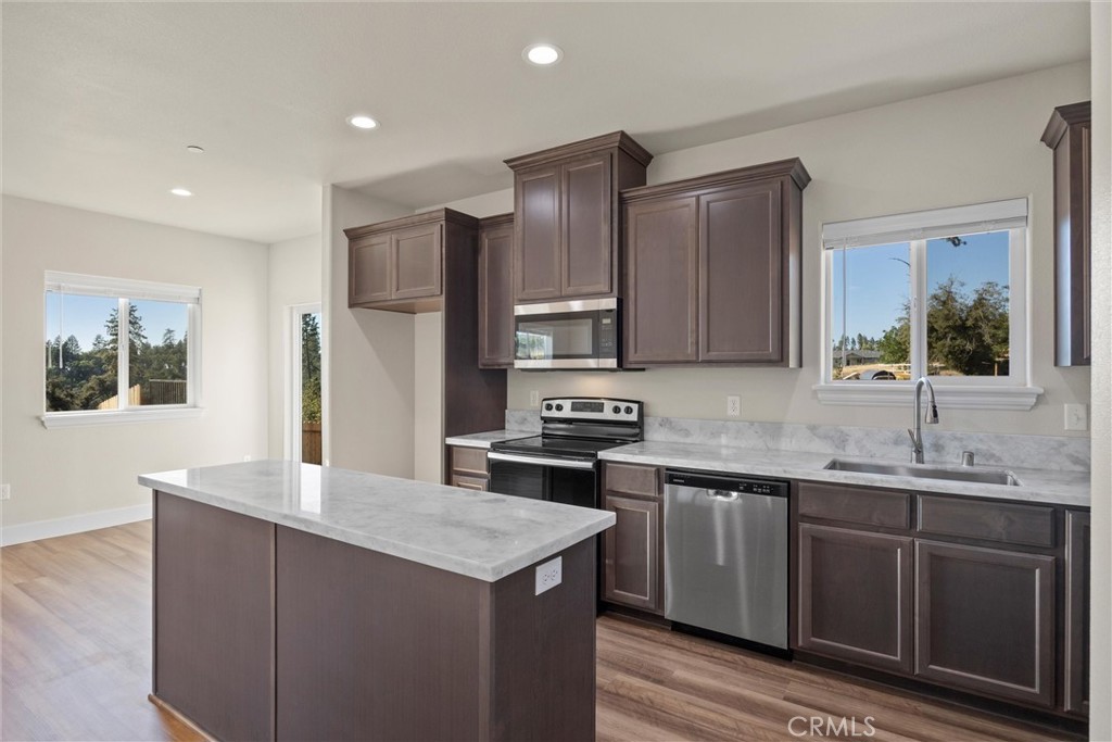 3845 Honey Run Road Property Photo 7