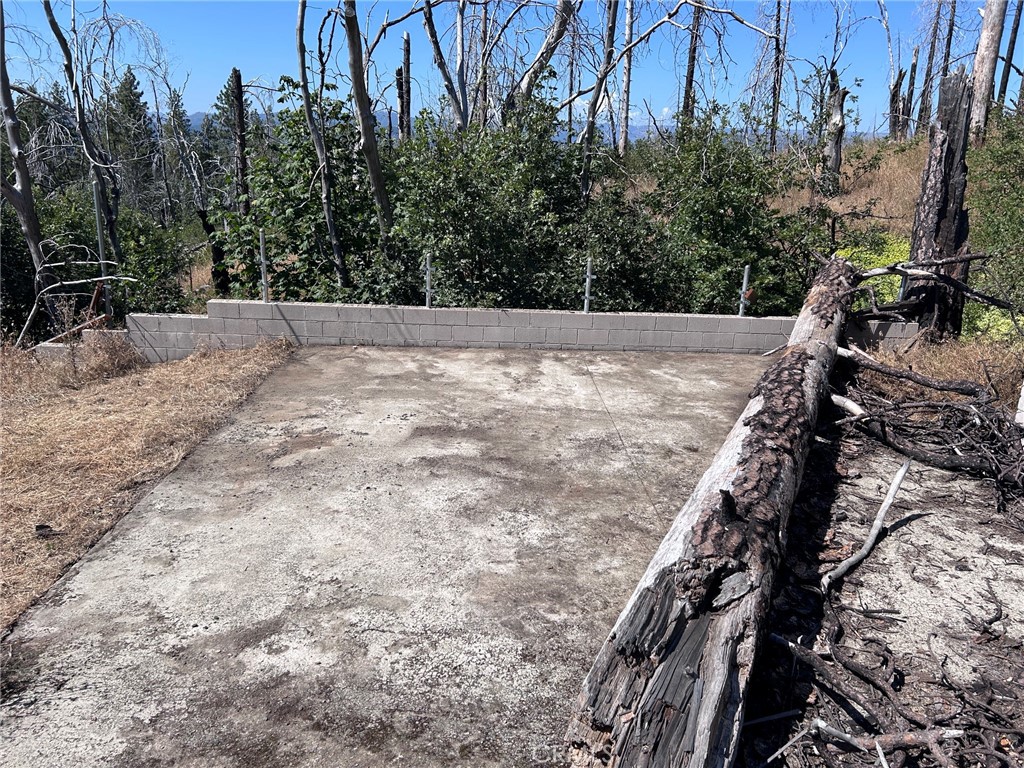 17 Big Oak Property Photo 2