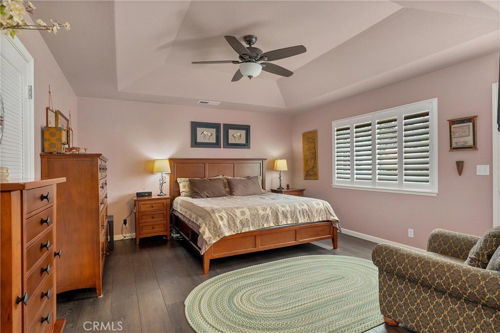 36 Phyllis Court Property Photo 25