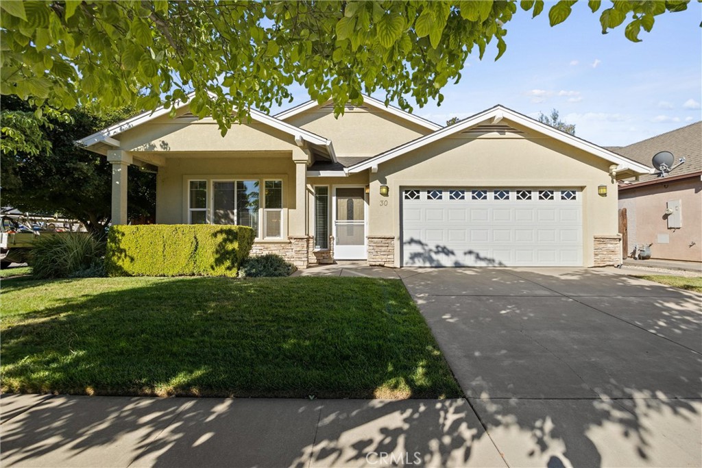 30 Herlax Property Photo