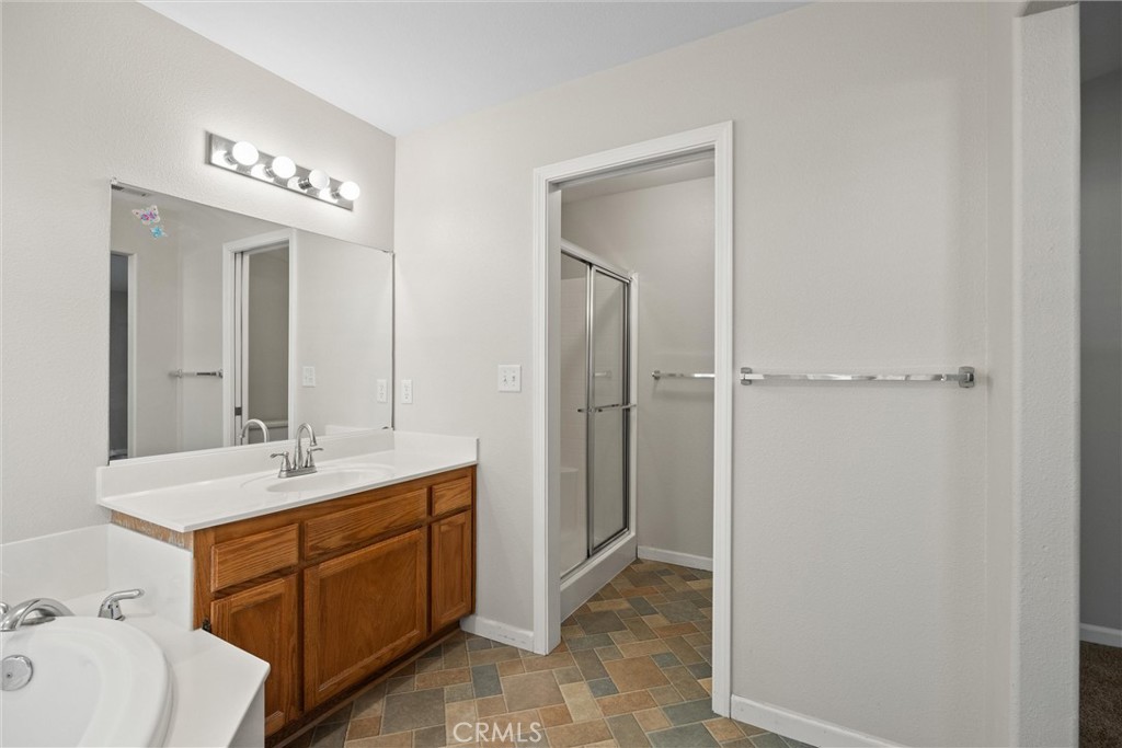 30 Herlax Property Photo 22