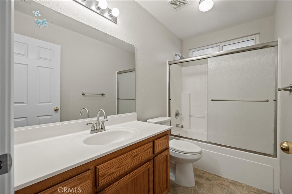 30 Herlax Property Photo 26