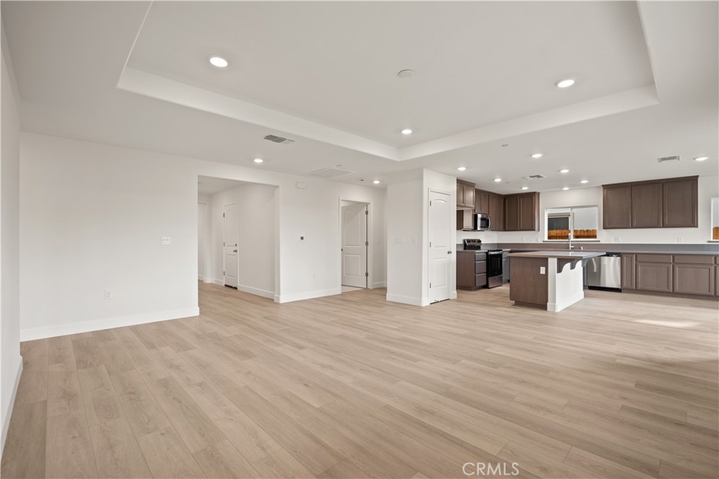 2602 Wesley Way Property Photo 3
