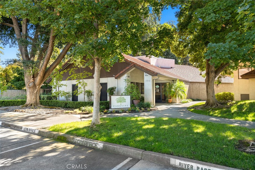 590 Vallombrosa Property Photo 1