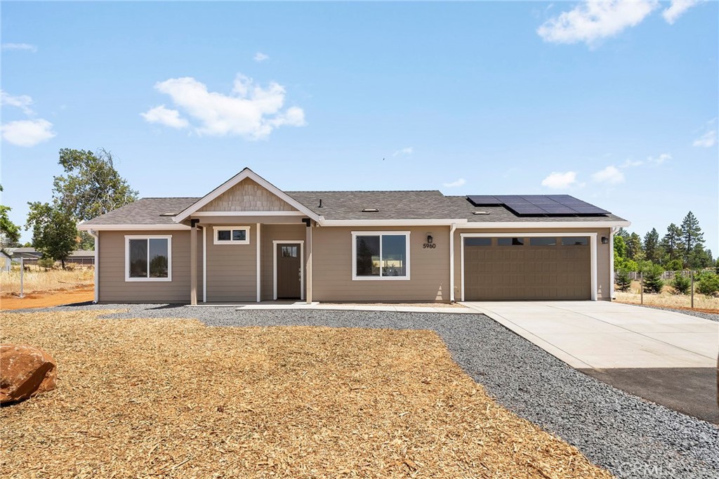 5960 Hayes Property Photo 1