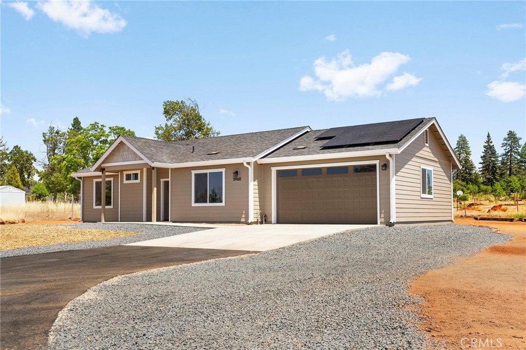 5960 Hayes Property Photo 4