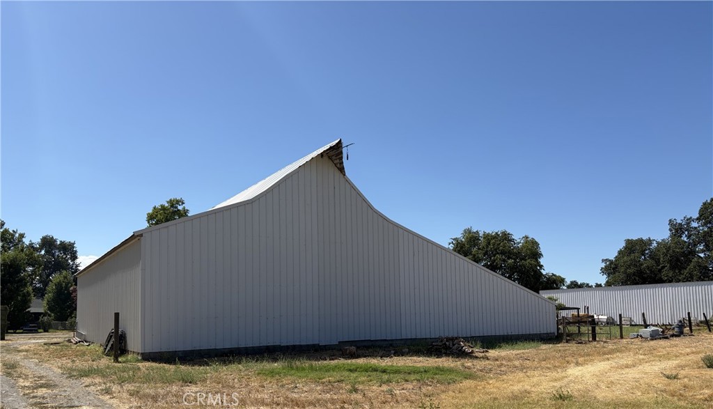 18680 Apple Road Property Photo 10