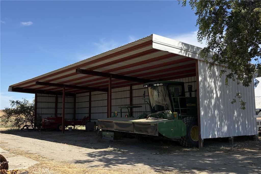 18680 Apple Road Property Photo 12