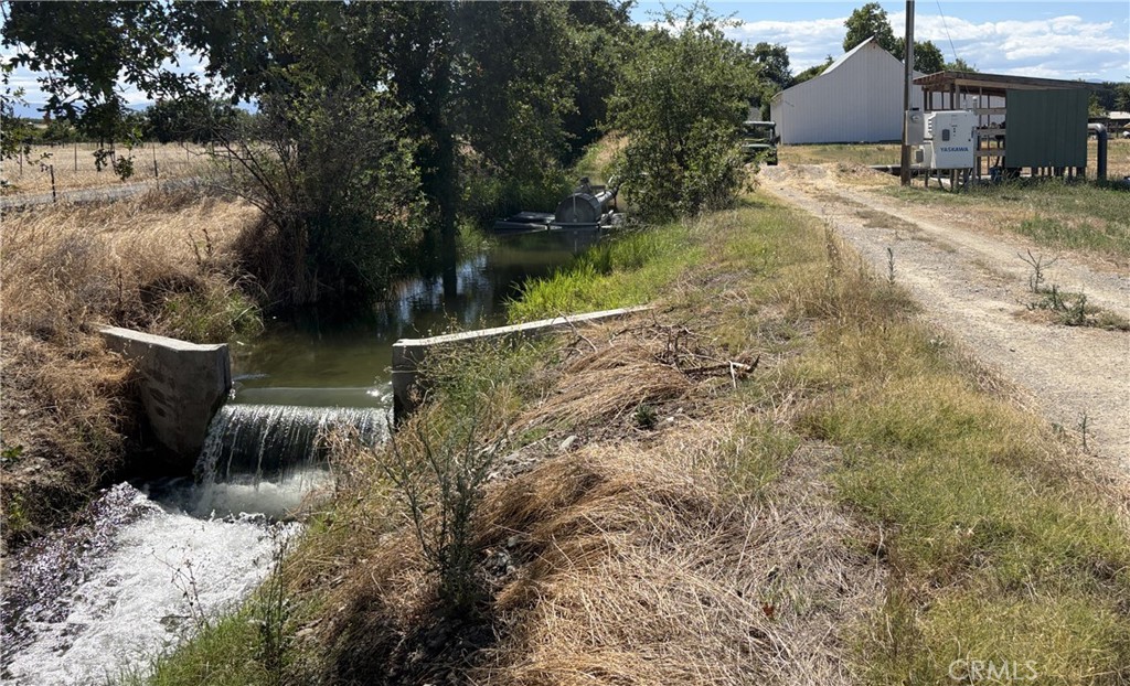 18680 Apple Road Property Photo 14
