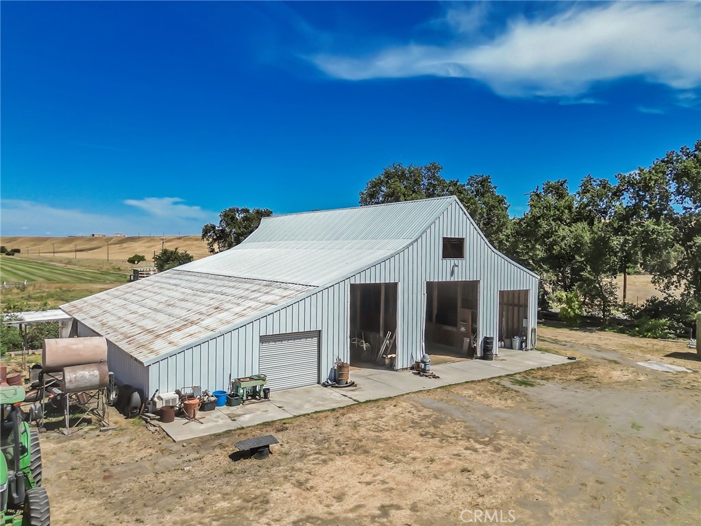 18680 Apple Road Property Photo 15