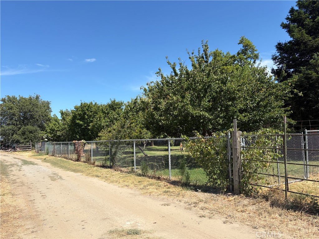 18680 Apple Road Property Photo 32