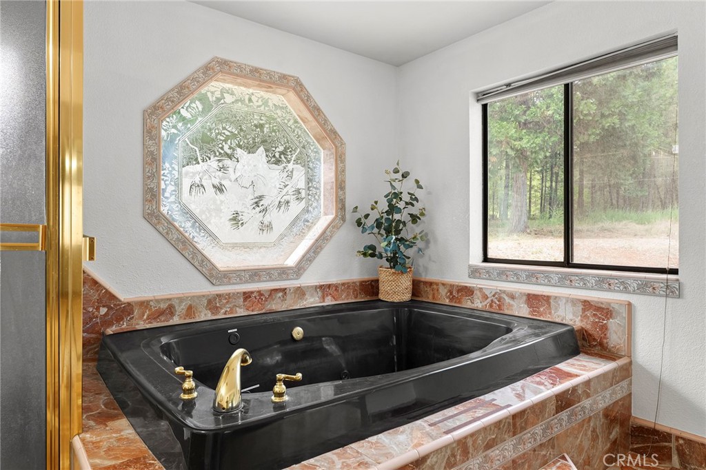 5875 Paschal Property Photo 33