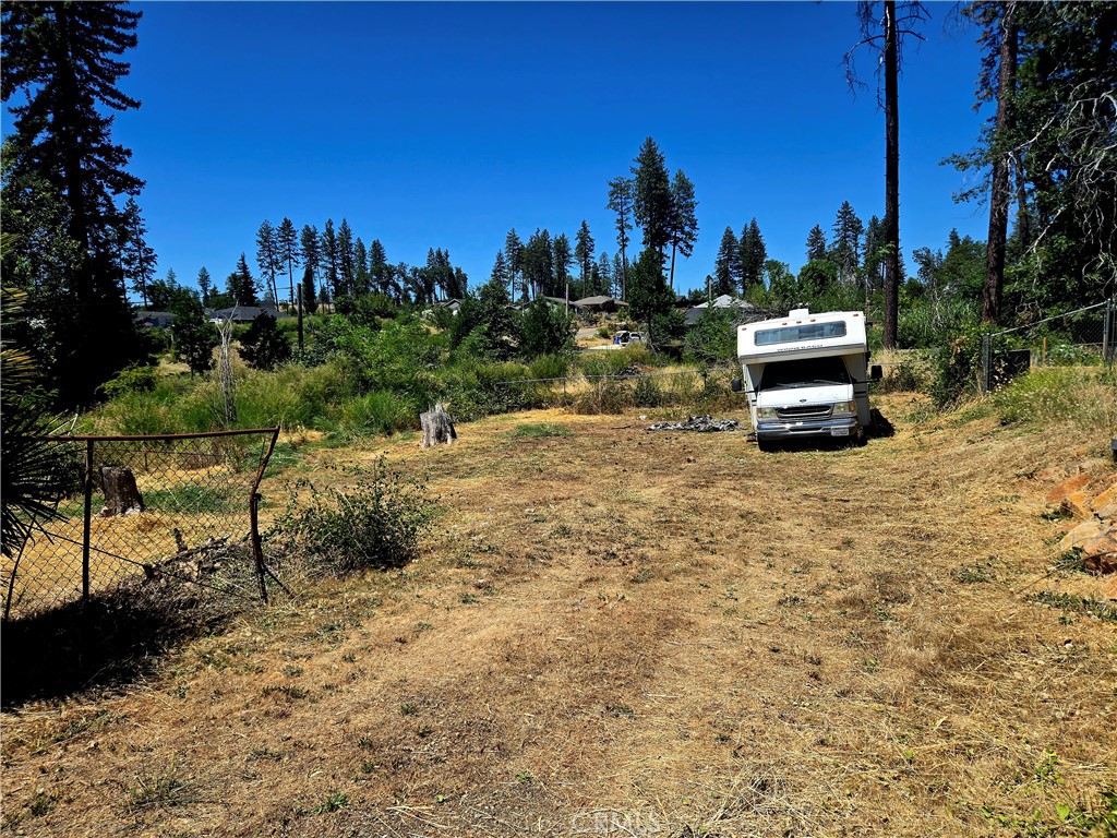 1227 Bille Property Photo 2