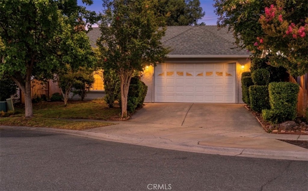 10 Vintage Court Property Photo 2
