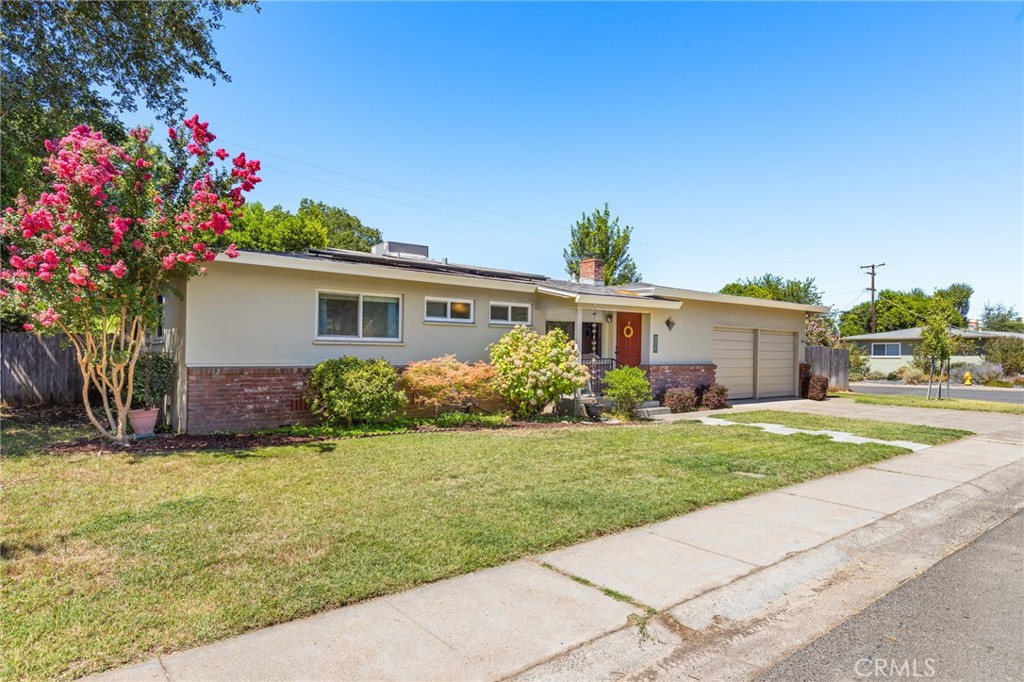 923 Moss Avenue Property Photo 1