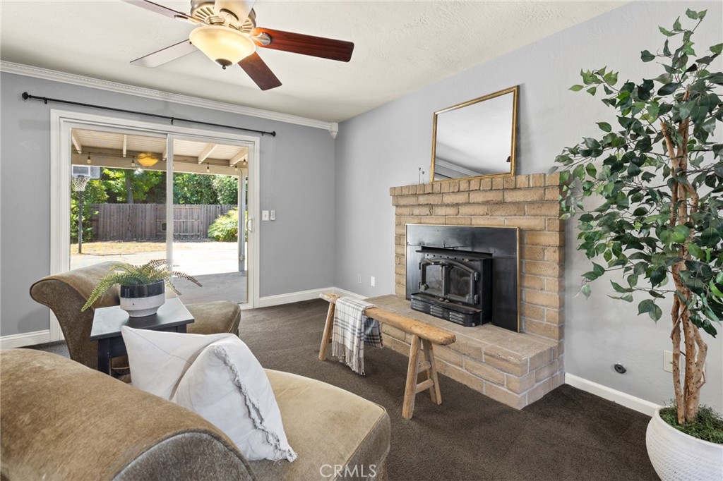 1887 Modoc Drive Property Photo 6