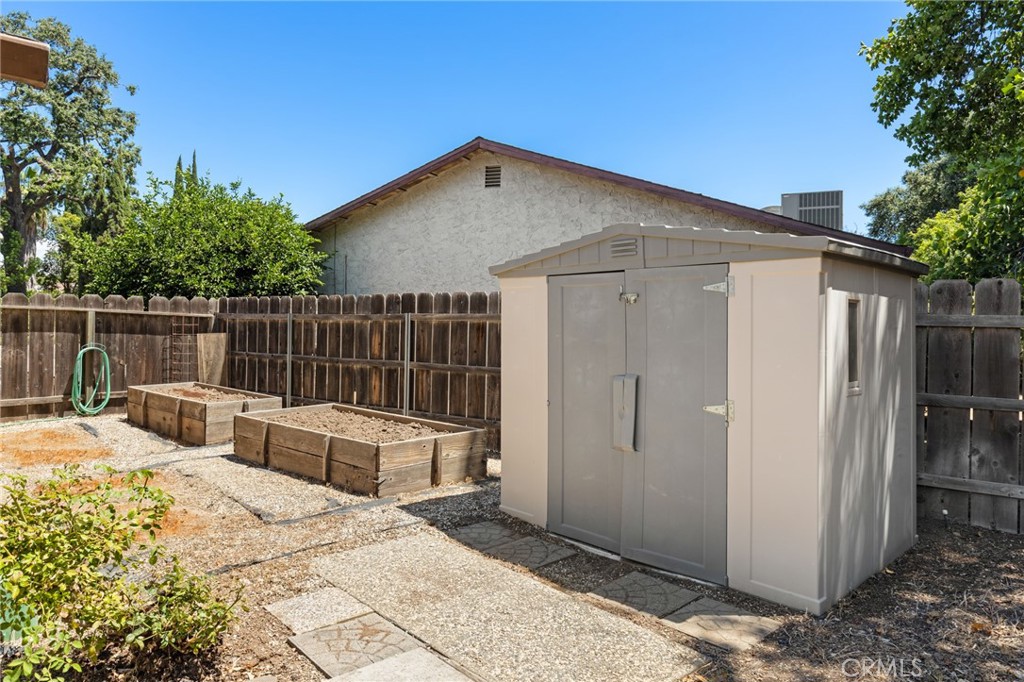 1887 Modoc Drive Property Photo 26