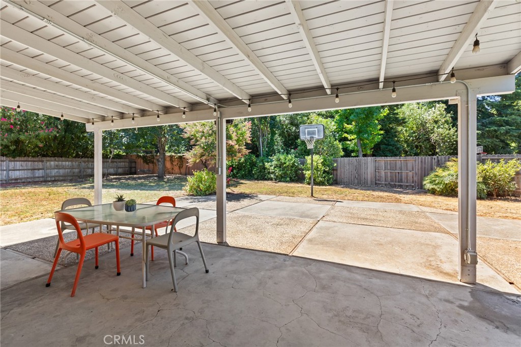 1887 Modoc Drive Property Photo 27
