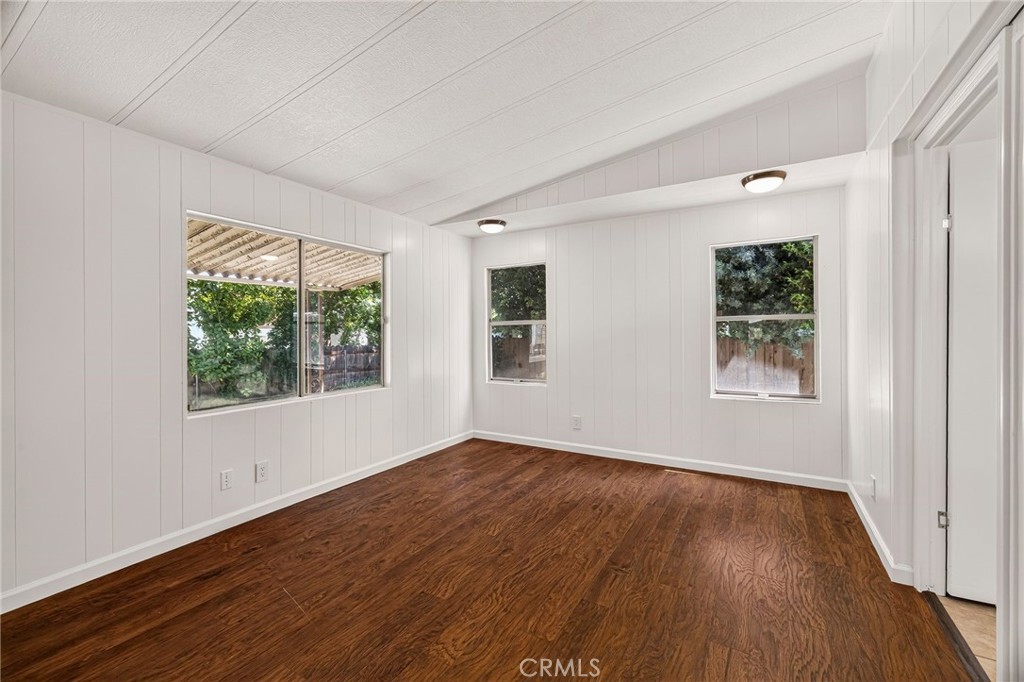 701 E Lassen 297 Property Photo 14