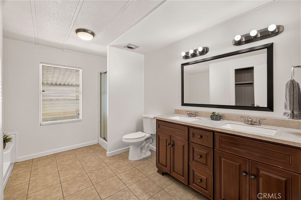 701 E Lassen 297 Property Photo 16