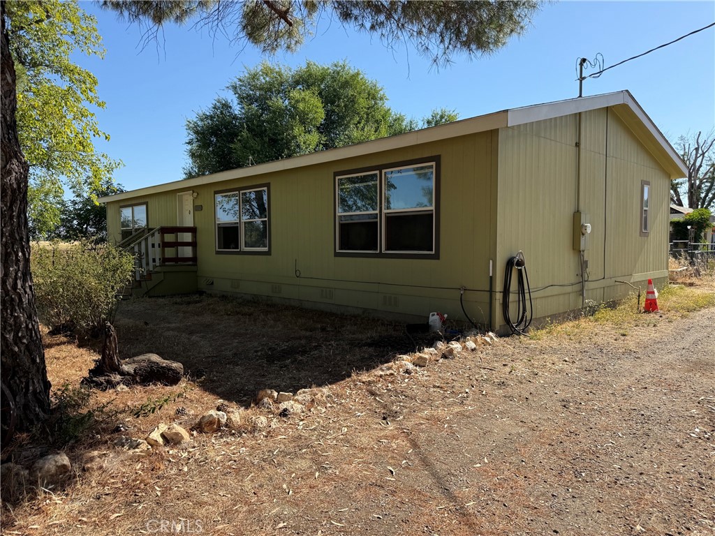 4002 Hicks Property Photo 1