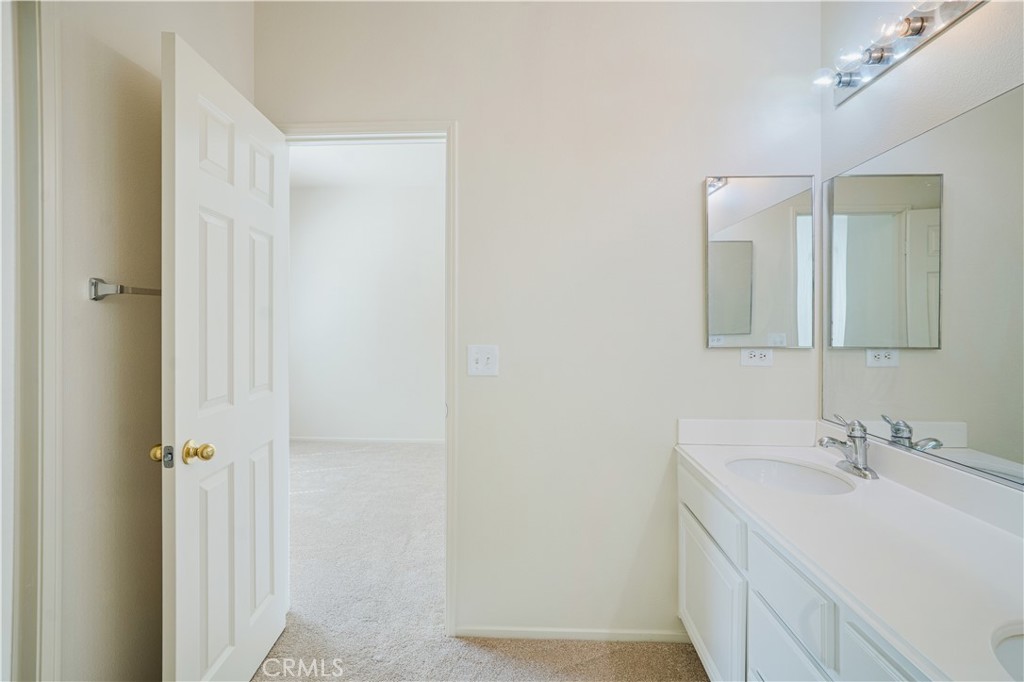 67836 Rio Largo Property Photo 23