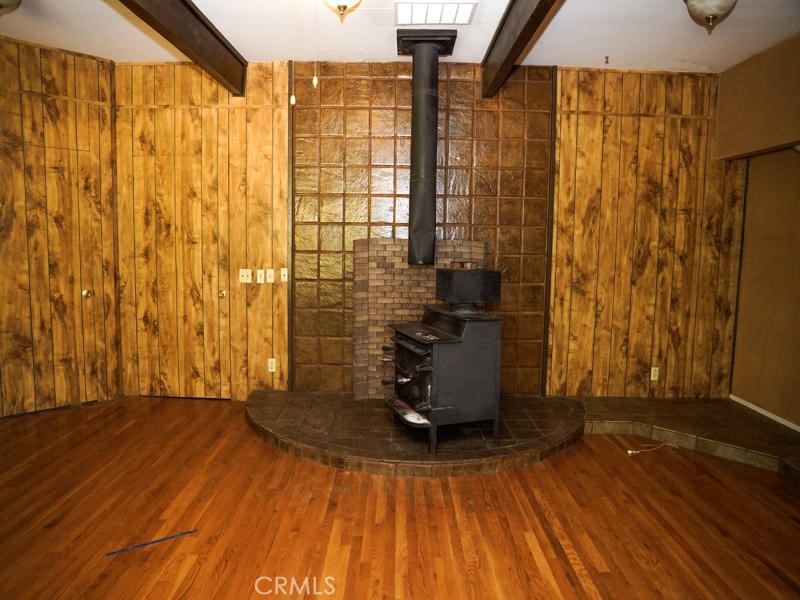 51 Sheldon Property Photo 17