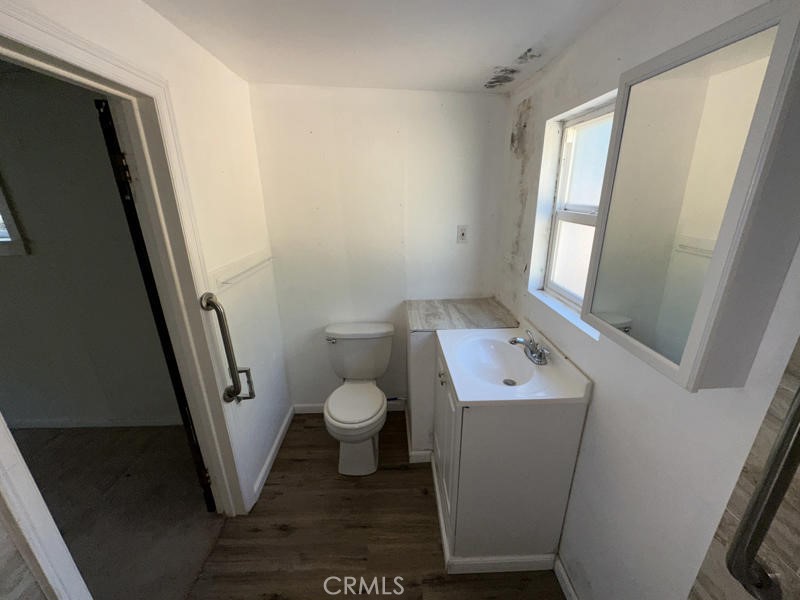 51 Sheldon Property Photo 34