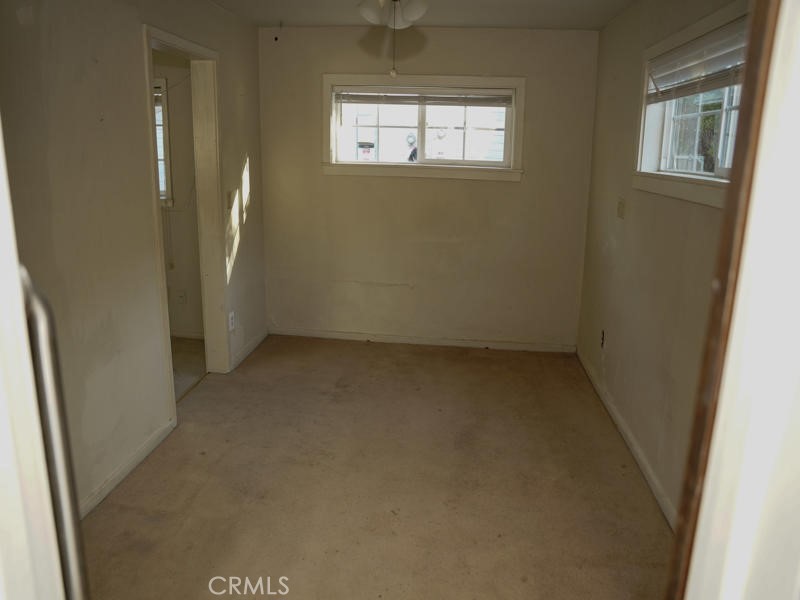 51 Sheldon Property Photo 40