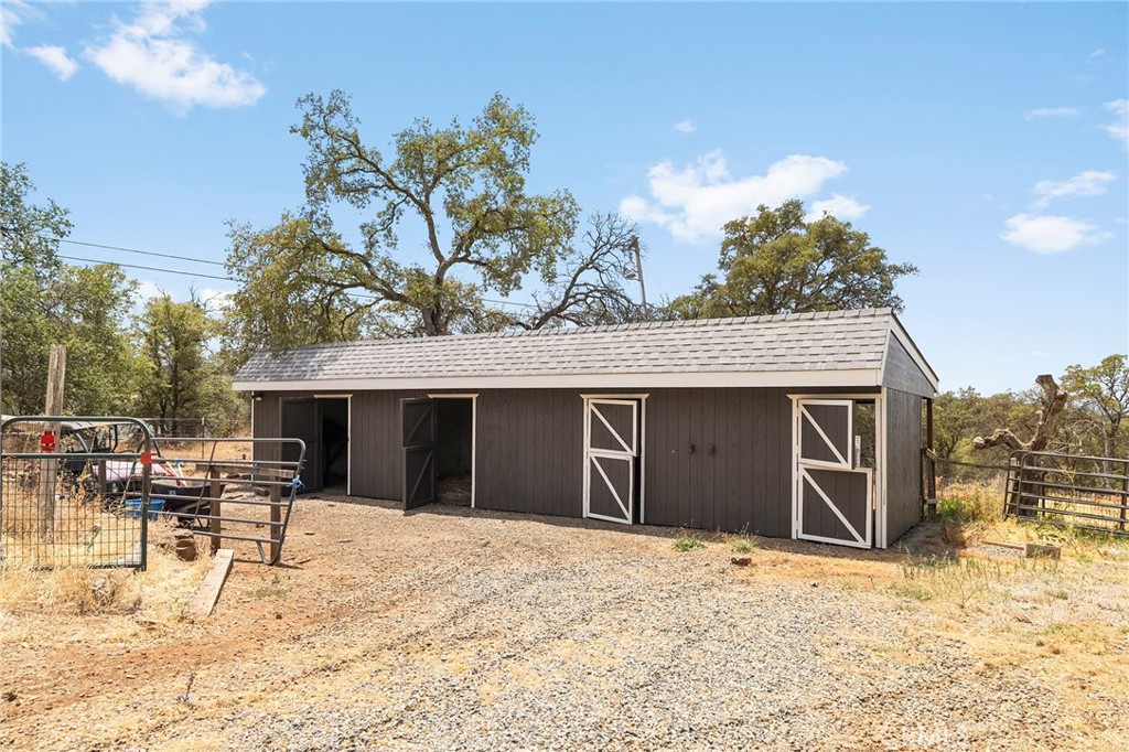 4626 Pat Lane Property Photo 12