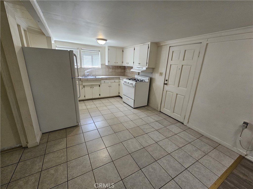 1930 Arcadian Property Photo 14
