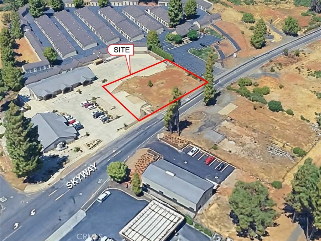 9225 Skyway Property Photo 1
