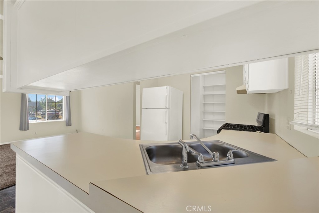 1177 Fig Property Photo 23
